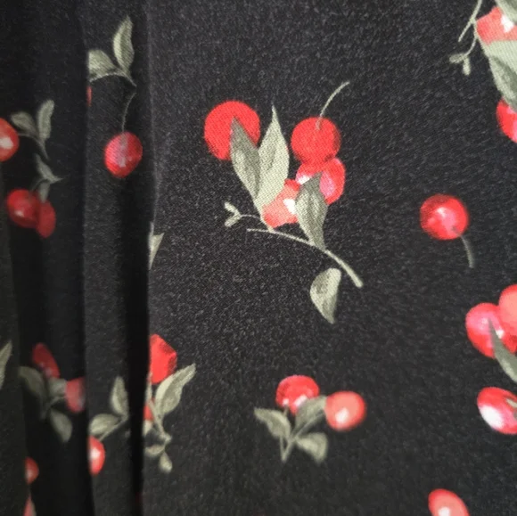 Torrid Black and Cherry Flutter Sleeve Midi Sundress 4x - Picture 5 of 6